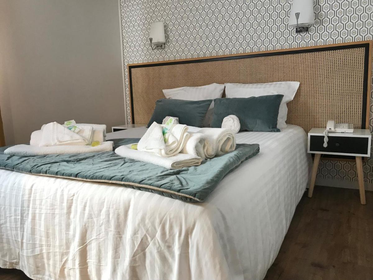 Hotel Le Glacier Villeneuve-sur-Lot Esterno foto